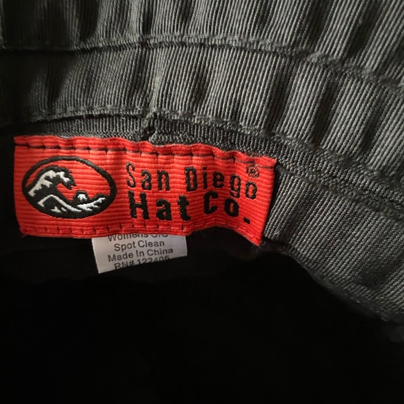 Gorgeous black sun ☀️ hat - Picture 5 of 5